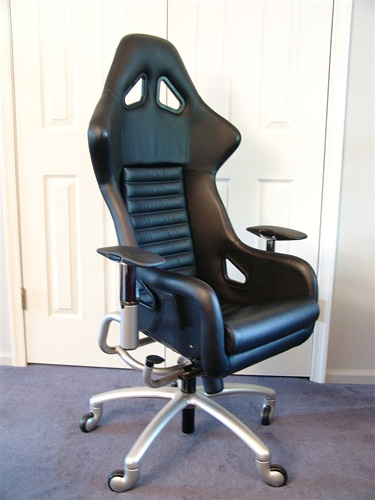 Illustration for article titled Race Car Chairs Give You Office Pole Position